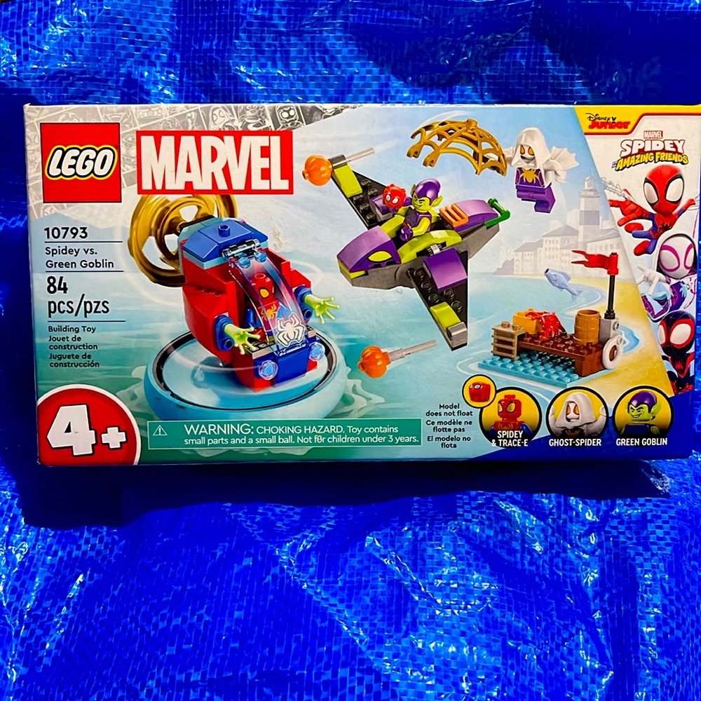 LEGO Marvel Spidey vs. Green Goblin, Super Hero Toy with Green Goblin Figure